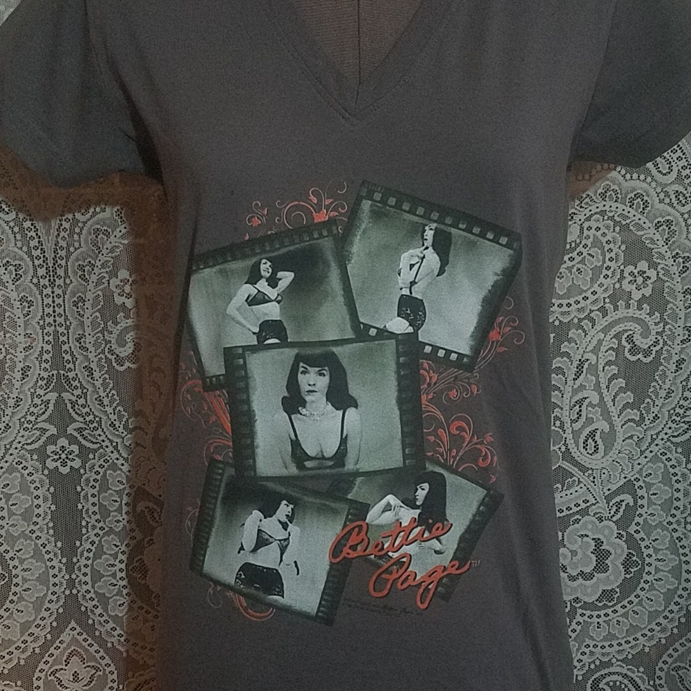 NEW Bettie Page T-Shirt, Sexy Pin-UP 1950's Retro